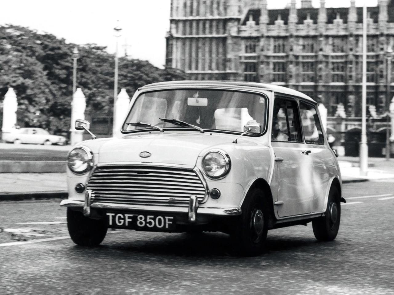 Mini Cooper 1300 - Photos, News, Reviews, Specs, Car listings